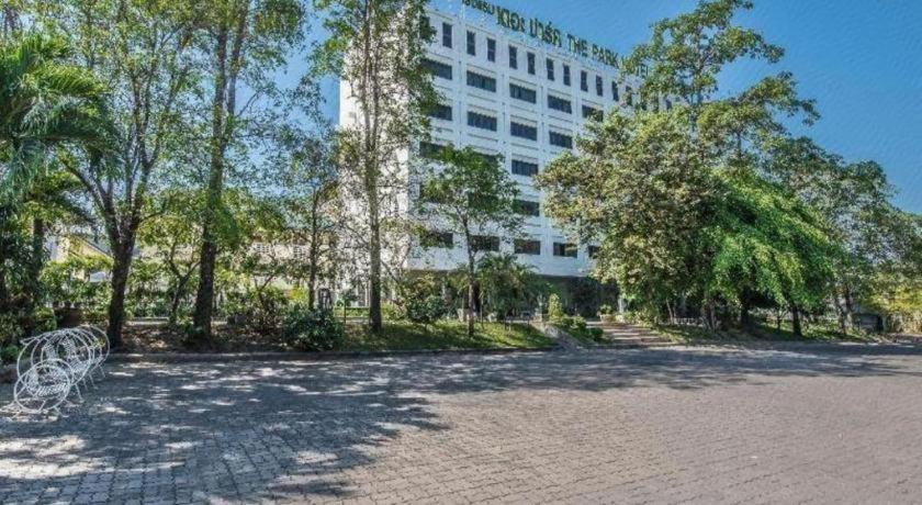 The Park Hotel Pattaya Exterior photo